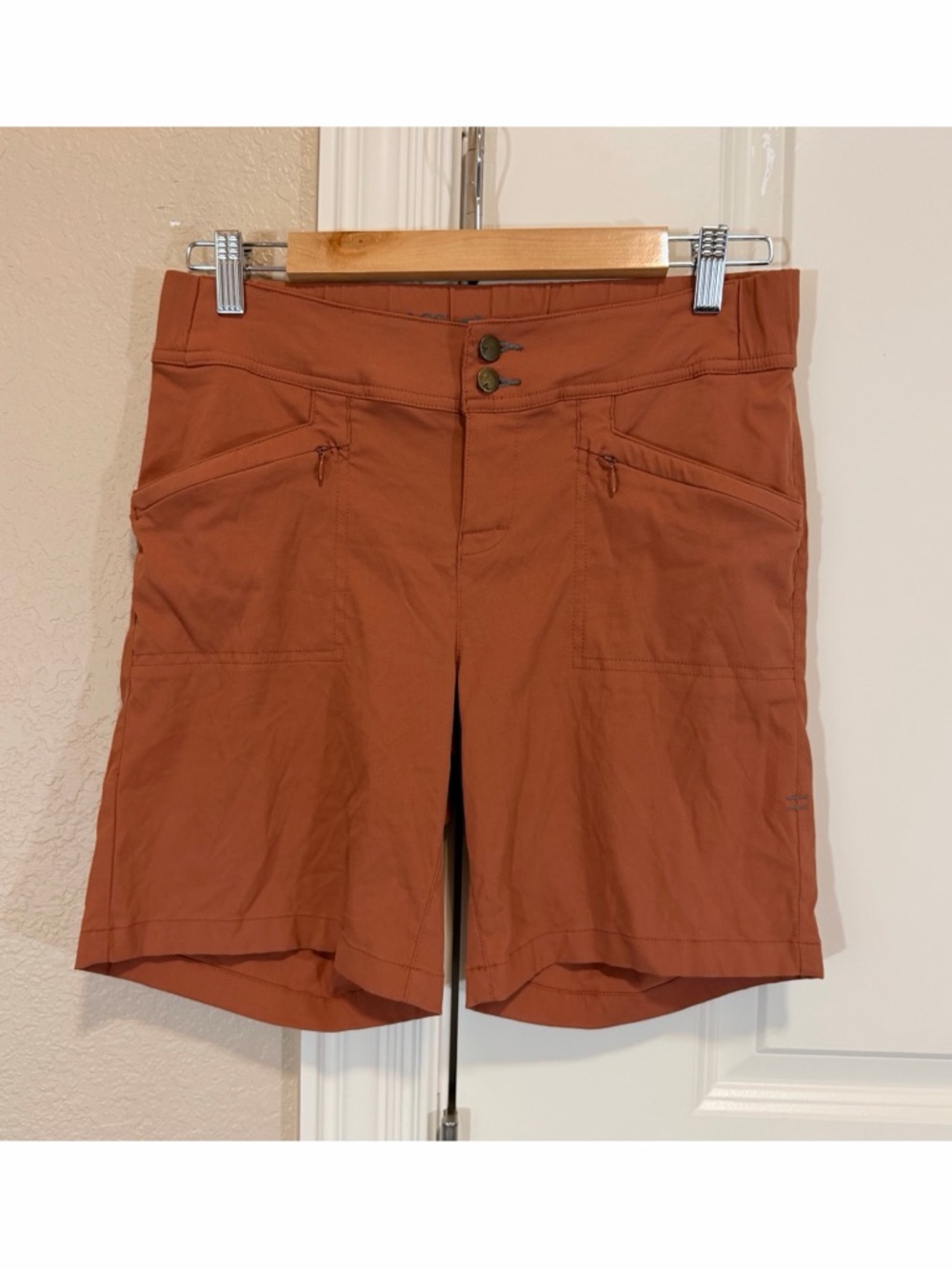 Toad&Co Flextime shorts for outdoors casual women’s Size 8 burnt orange